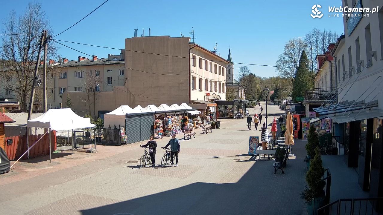 WISŁA - widok na deptak - 27 kwiecień 2026, 13:57