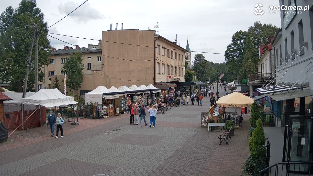 WISŁA - widok na deptak - 10 wresień 2026, 13:36
