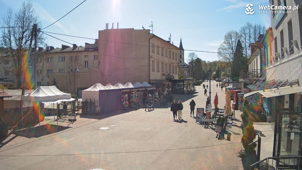 WISŁA - widok na deptak - 27 kwiecień 2026, 09:55