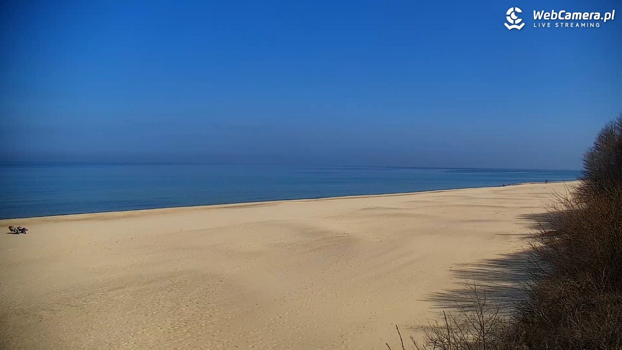 JASTRZĘBIA GÓRA - widok na plażę - 16 kwiecień 2026, 13:02