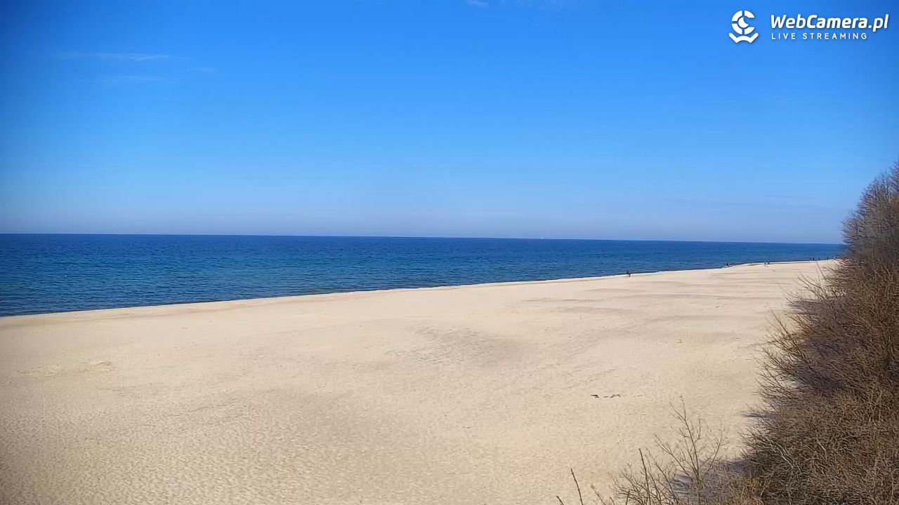 JASTRZĘBIA GÓRA - widok na plażę - 19 kwiecień 2026, 15:46