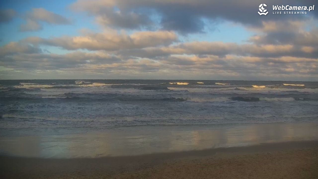 JASTRZĘBIA GÓRA - widok na plażę - 28 grudzień 2025, 14:11
