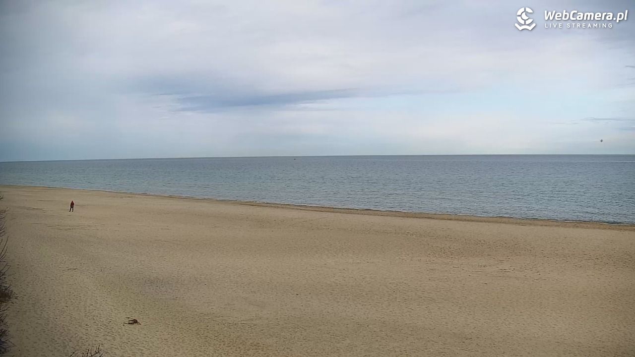 JASTRZĘBIA GÓRA - widok na plażę - 19 kwiecień 2026, 08:47