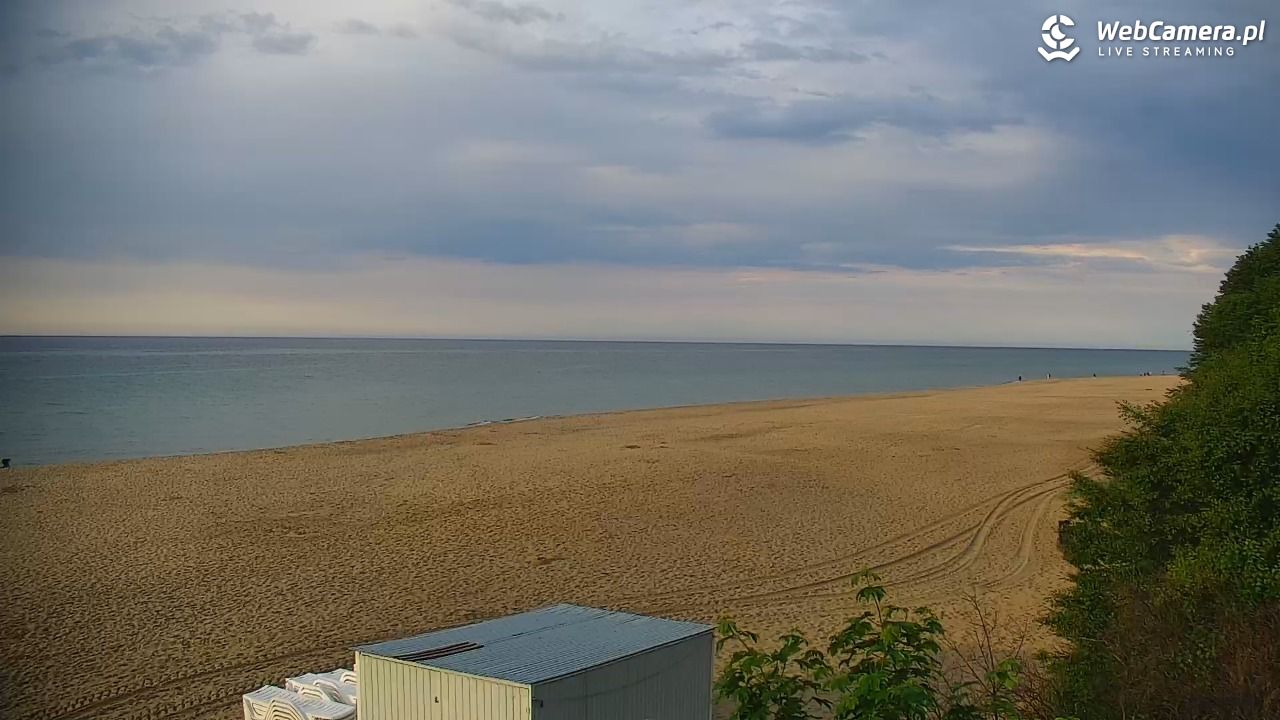 JASTRZĘBIA GÓRA - widok na plażę - 07 czerwiec 2026, 19:34