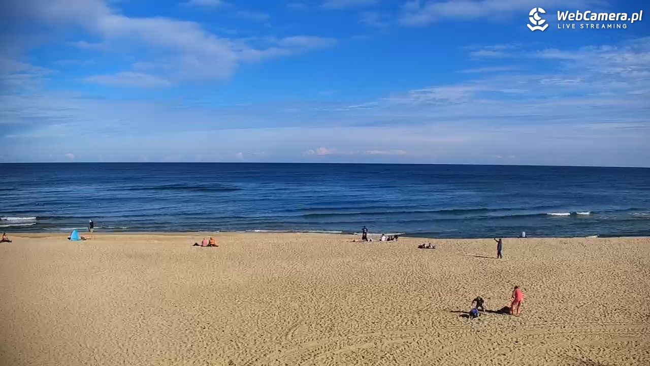 JASTRZĘBIA GÓRA - widok na plażę - 15 wresień 2025, 10:25