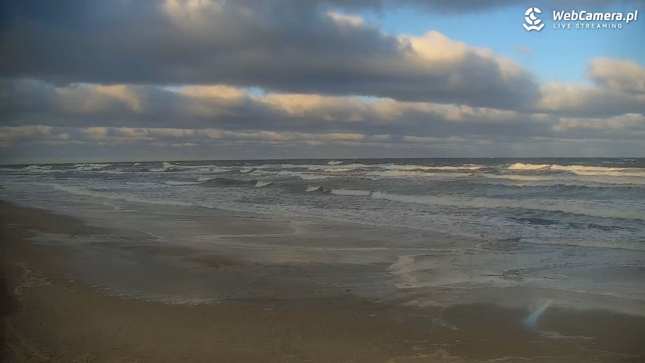 JASTRZĘBIA GÓRA - widok na plażę - 28 grudzień 2025, 09:42