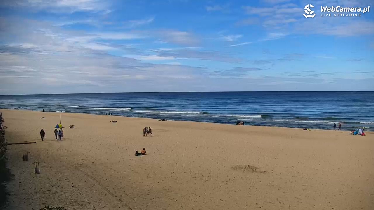 JASTRZĘBIA GÓRA - widok na plażę - 15 wresień 2025, 12:57