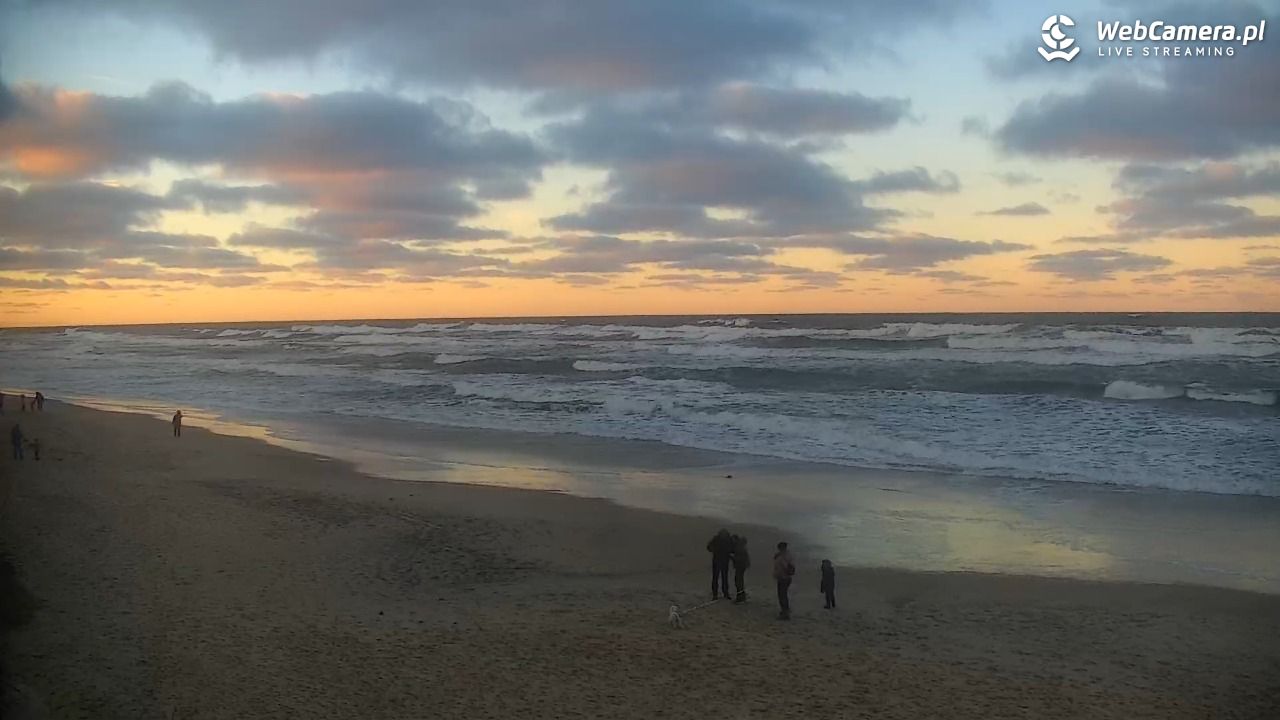 JASTRZĘBIA GÓRA - widok na plażę - 28 grudzień 2025, 15:08