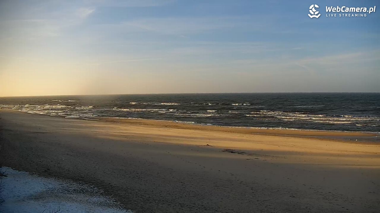 JASTRZĘBIA GÓRA - widok na plażę - 04 marzec 2026, 15:50