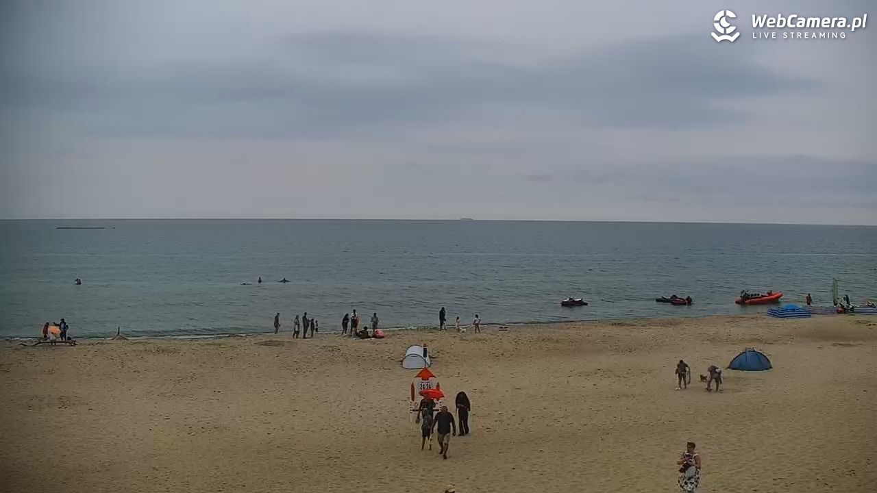 JASTRZĘBIA GÓRA - widok na plażę - 01 sierpień 2026, 12:58