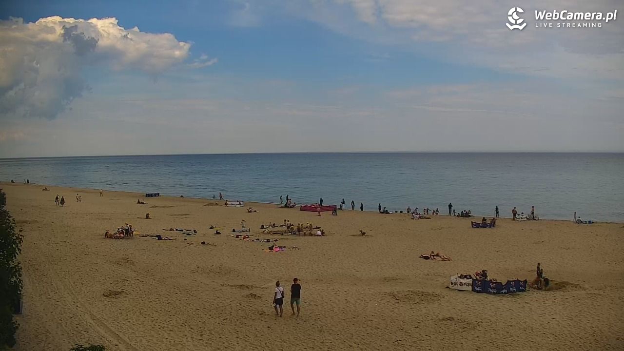 JASTRZĘBIA GÓRA - widok na plażę - 07 czerwiec 2026, 10:53