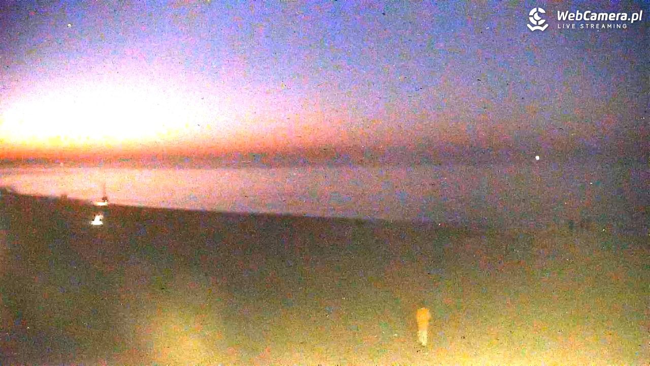 JASTRZĘBIA GÓRA - widok na plażę - 08 listopad 2025, 17:19