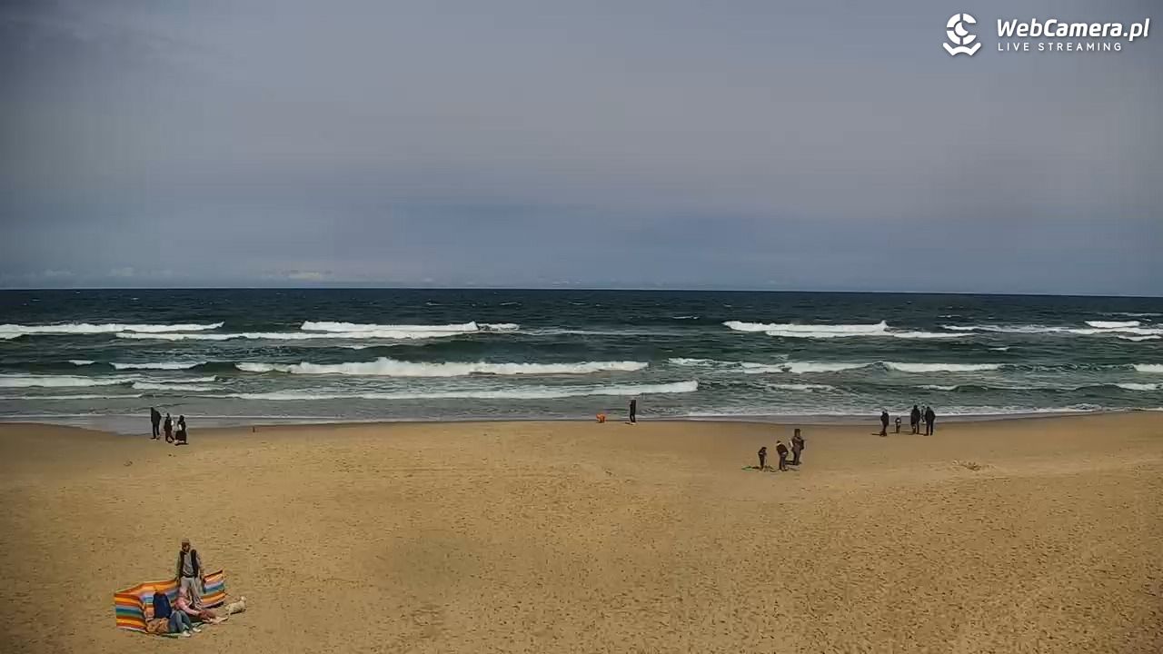 JASTRZĘBIA GÓRA - widok na plażę - 16 maj 2025, 12:00