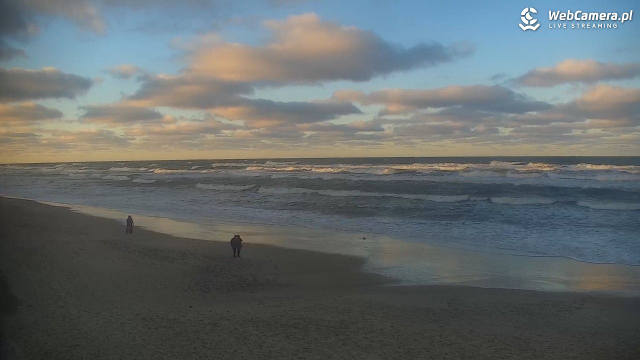 JASTRZĘBIA GÓRA - widok na plażę - 28 grudzień 2025, 14:24