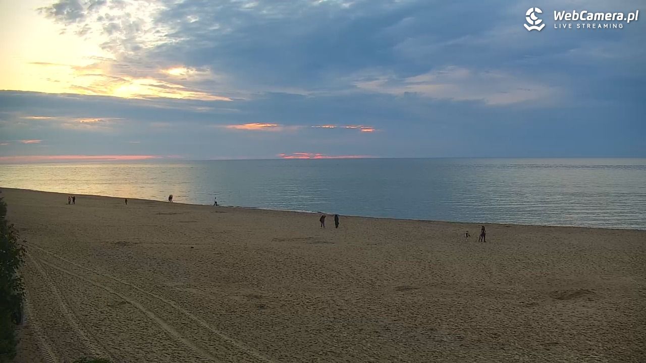 JASTRZĘBIA GÓRA - widok na plażę - 07 czerwiec 2026, 20:56