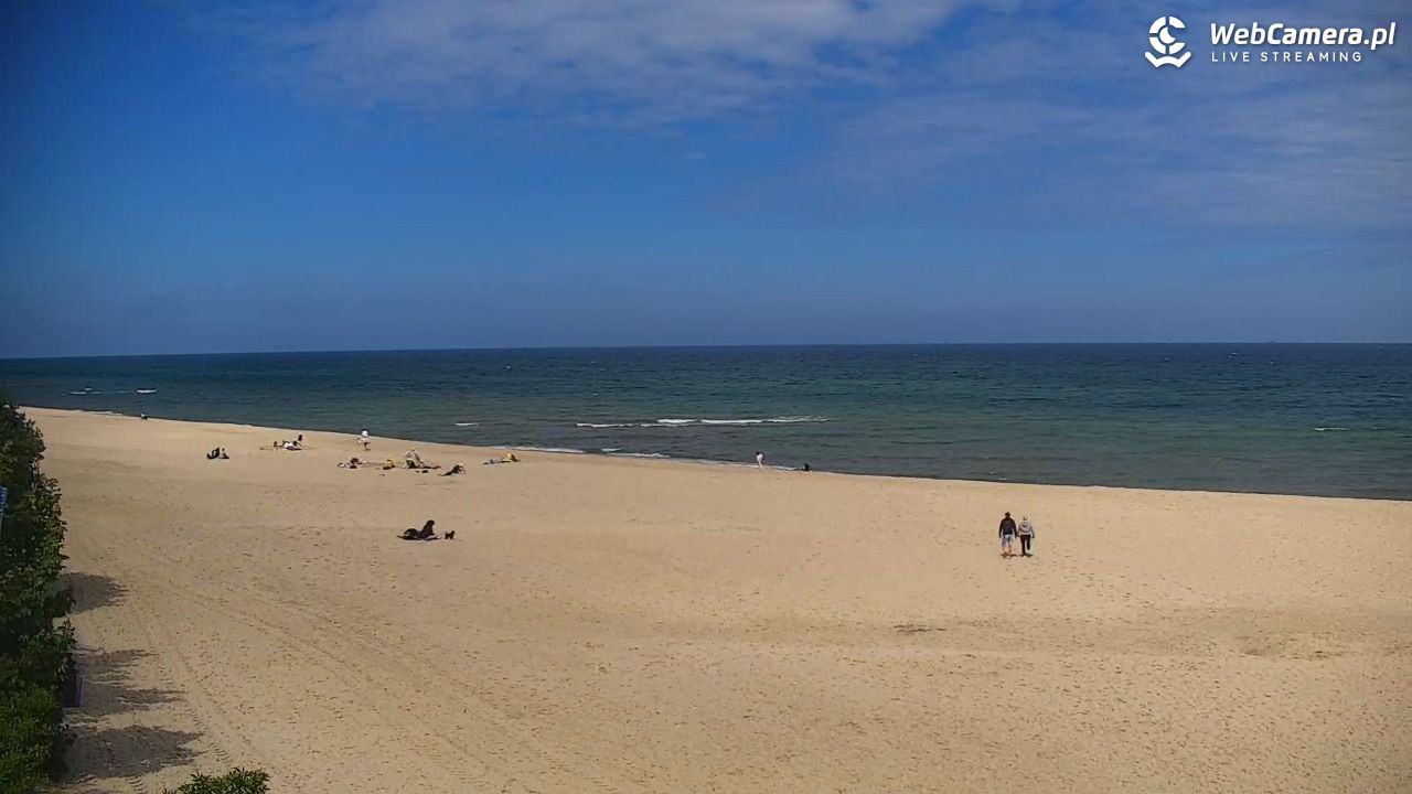 JASTRZĘBIA GÓRA - widok na plażę - 08 czerwiec 2026, 11:14