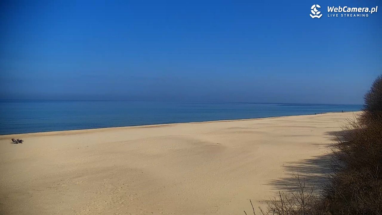 JASTRZĘBIA GÓRA - widok na plażę - 16 kwiecień 2026, 13:02