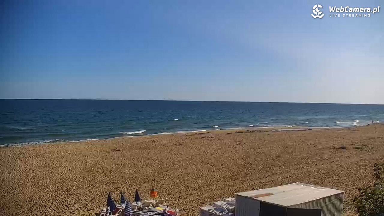 JASTRZĘBIA GÓRA - widok na plażę - 02 sierpień 2026, 08:40