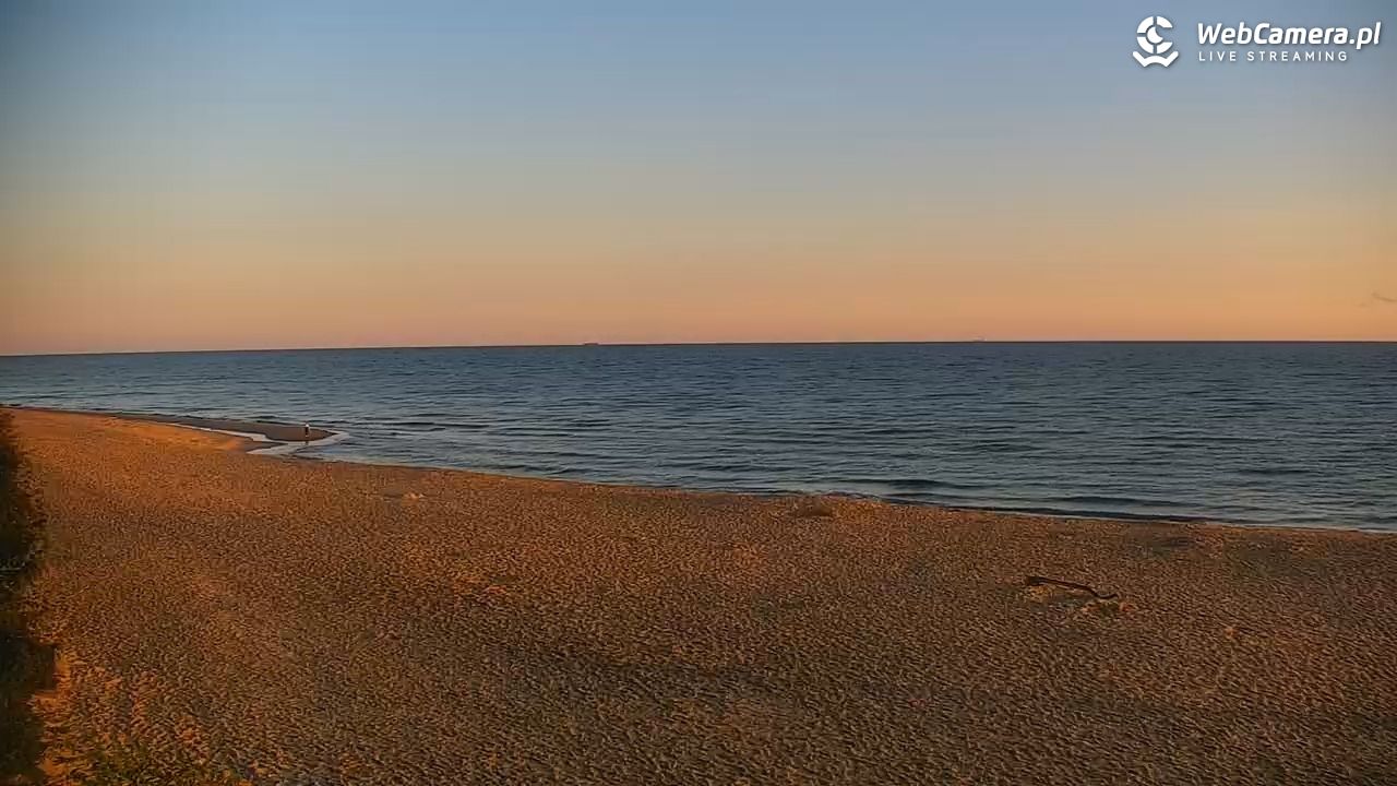 JASTRZĘBIA GÓRA - widok na plażę - 02 sierpień 2026, 05:21