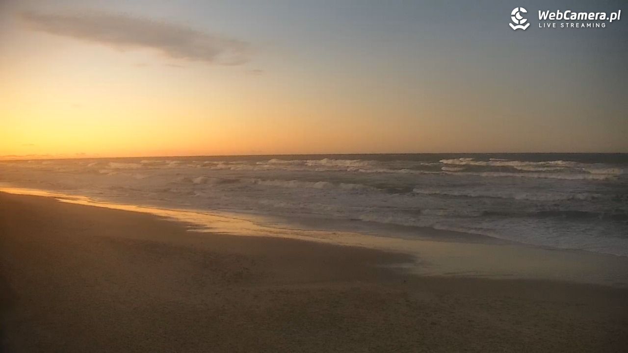 JASTRZĘBIA GÓRA - widok na plażę - 28 grudzień 2025, 16:07