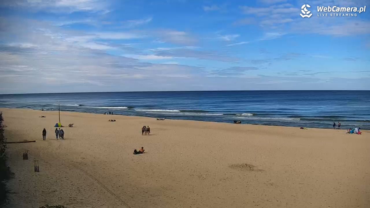 JASTRZĘBIA GÓRA - widok na plażę - 15 wresień 2025, 12:57