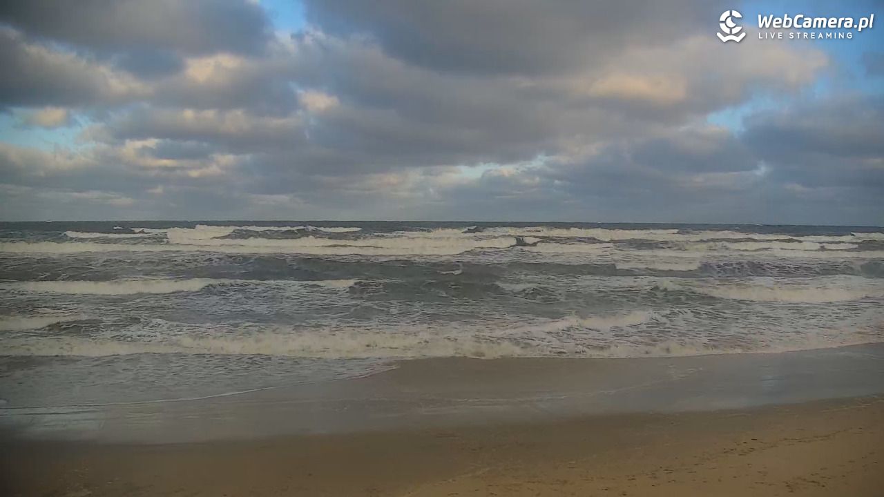 JASTRZĘBIA GÓRA - widok na plażę - 28 grudzień 2025, 09:59