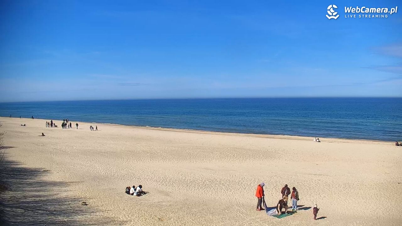 JASTRZĘBIA GÓRA - widok na plażę - 18 kwiecień 2026, 13:12