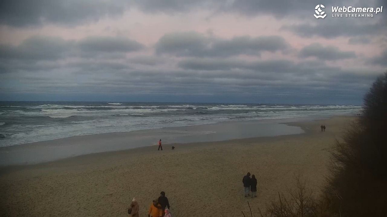 JASTRZĘBIA GÓRA - widok na plażę - 28 grudzień 2025, 15:43