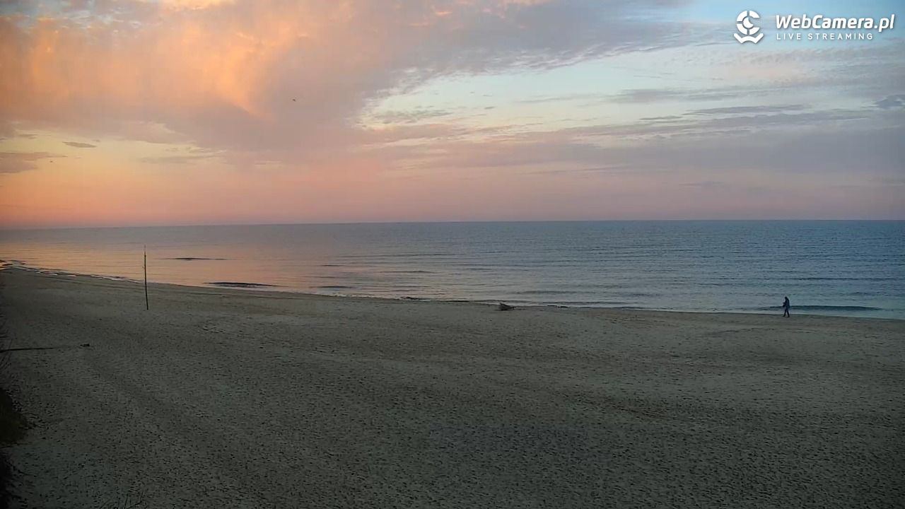 JASTRZĘBIA GÓRA - widok na plażę - 06 listopad 2025, 07:09