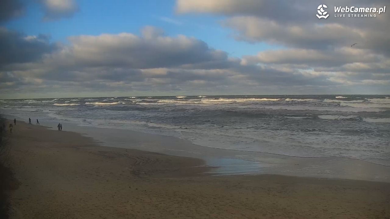 JASTRZĘBIA GÓRA - widok na plażę - 28 grudzień 2025, 12:09