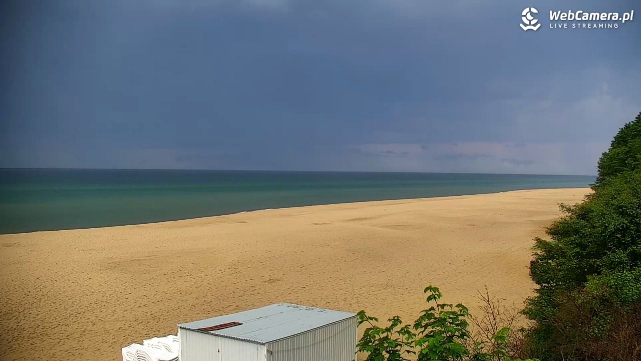 JASTRZĘBIA GÓRA - widok na plażę - 07 czerwiec 2026, 16:17