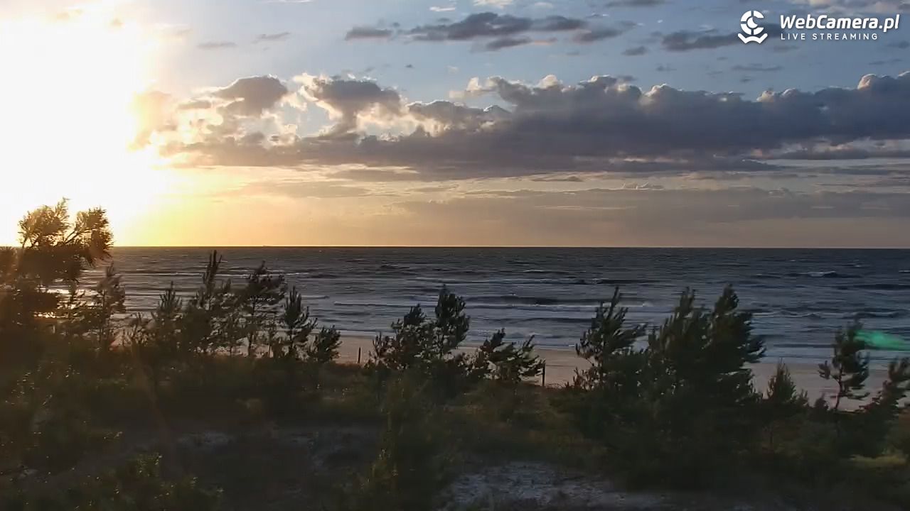 Karwia - widok na plażę Nowość - 05 lipiec 2026, 20:43