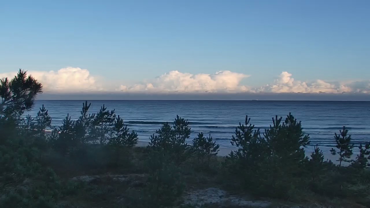 Karwia - widok na plażę Nowość - 11 październik 2026, 06:03
