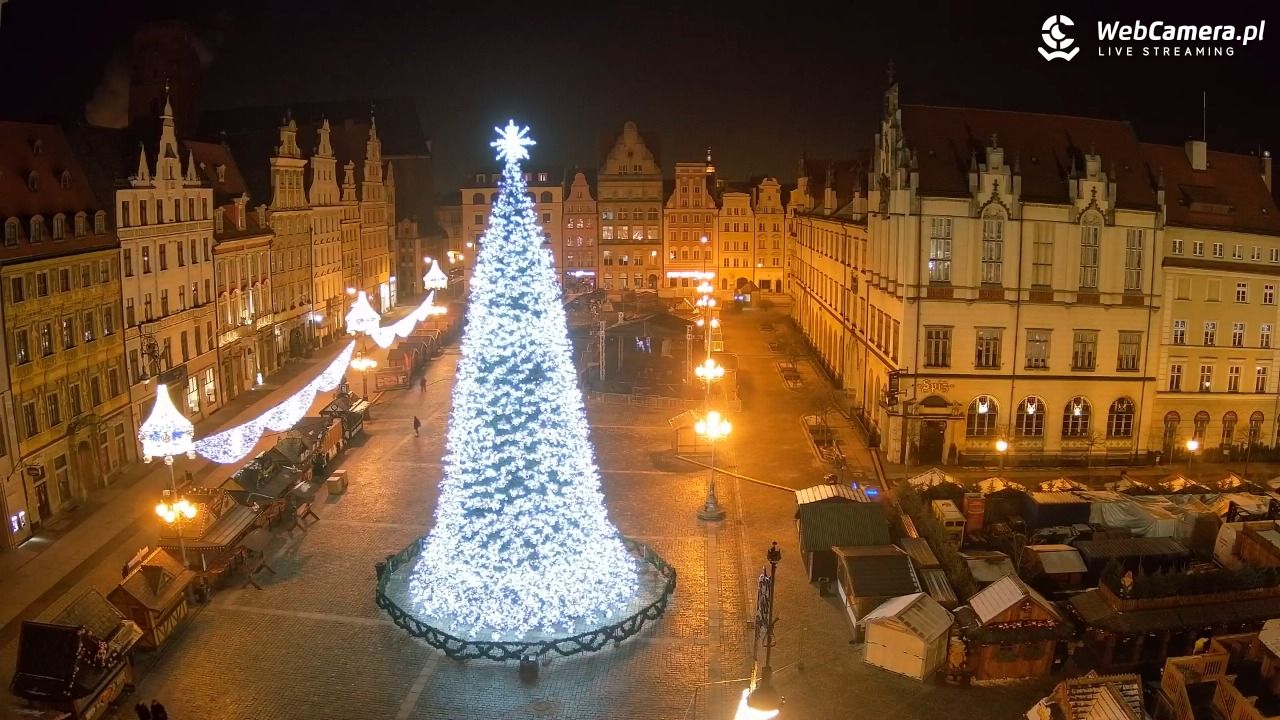WROCŁAW - widok na Stare Miasto - 06 styczeń 2026, 00:43