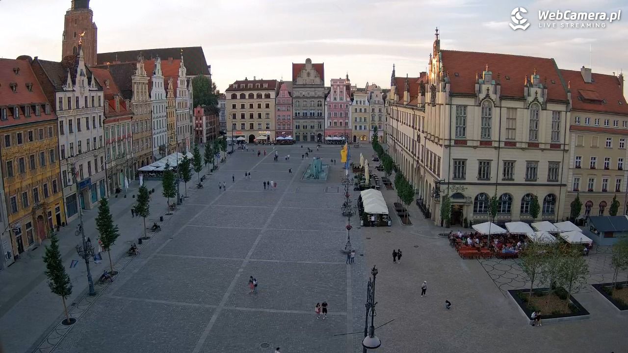 WROCŁAW - widok na Stare Miasto - 27 maj 2026, 20:17
