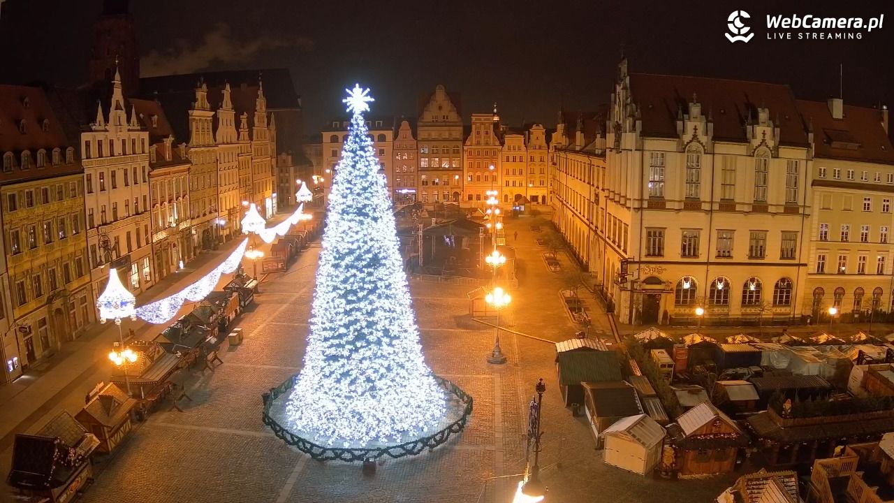 WROCŁAW - widok na Stare Miasto - 06 styczeń 2026, 03:49