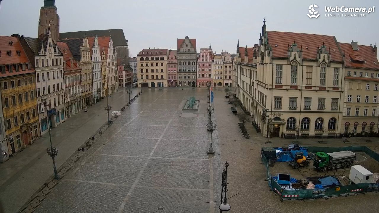WROCŁAW - widok na Stare Miasto - 22 luty 2026, 07:19