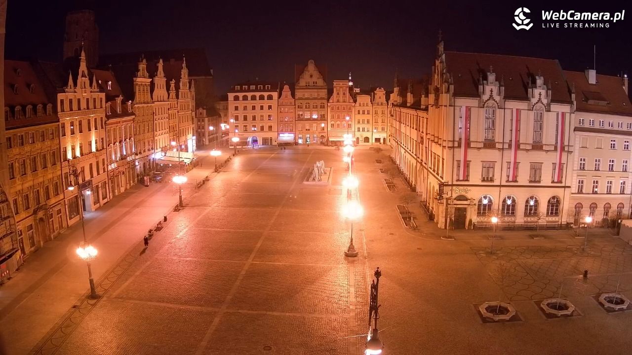 WROCŁAW - widok na Stare Miasto - 08 listopad 2025, 03:35