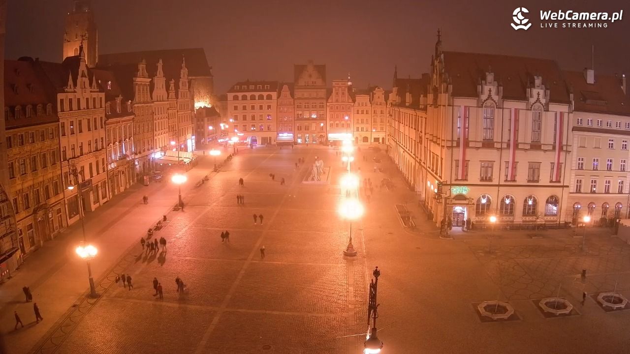 WROCŁAW - widok na Stare Miasto - 08 listopad 2025, 23:33