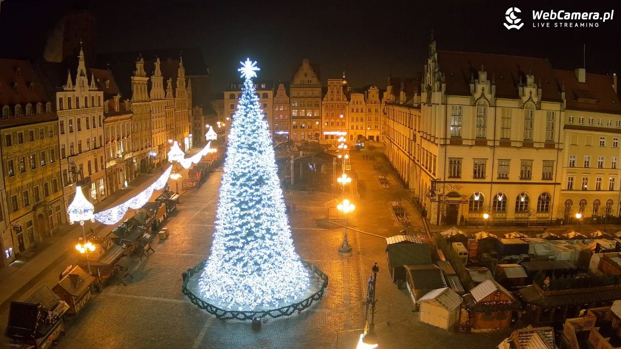 WROCŁAW - widok na Stare Miasto - 06 styczeń 2026, 00:24