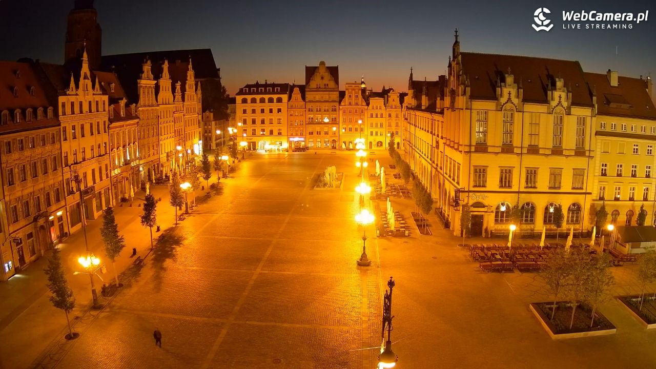 WROCŁAW - widok na Stare Miasto - 26 maj 2026, 03:32