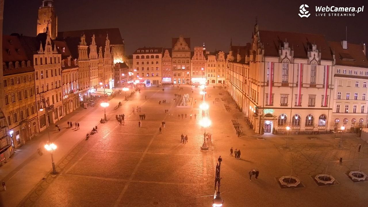 WROCŁAW - widok na Stare Miasto - 08 listopad 2025, 22:51