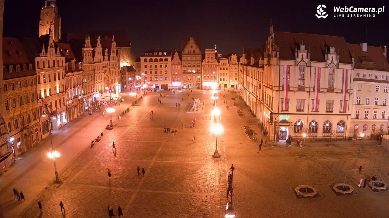 WROCŁAW - widok na Stare Miasto - 07 listopad 2025, 21:23