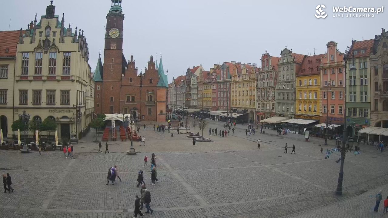 WROCŁAW - widok na Stare Miasto - 17 maj 2025, 14:07