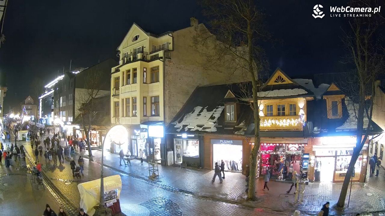 KRUPÓWKI - widok na środkową część deptaka - 05 luty 2026, 18:57