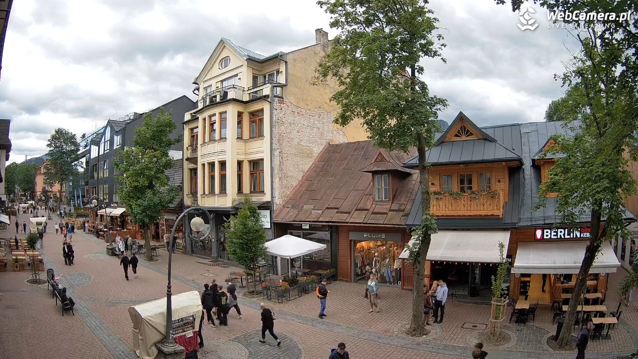 Krupówki  - widok na deptak - 15 czerwiec 2026, 16:21