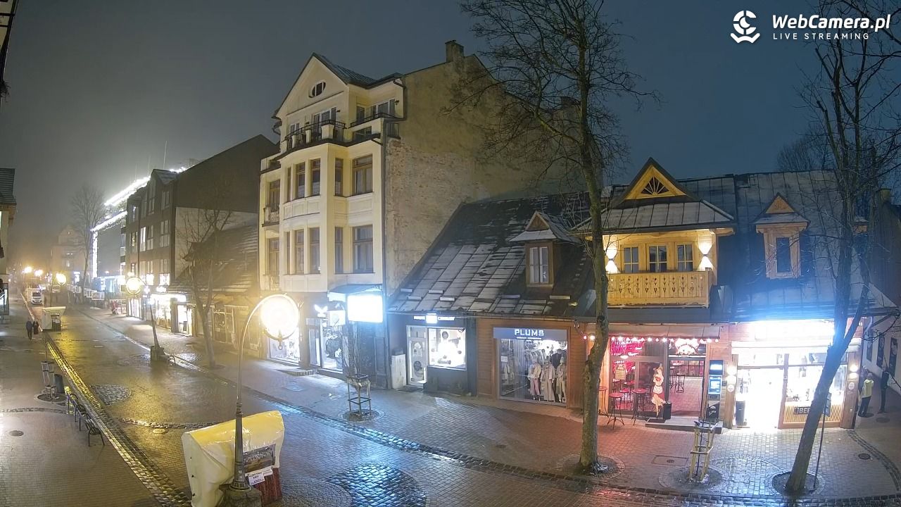 Krupówki  - widok na deptak - 17 marzec 2026, 20:19