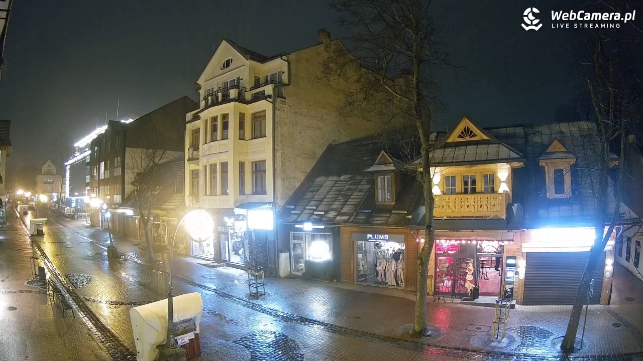 Krupówki  - widok na deptak - 17 marzec 2026, 23:08