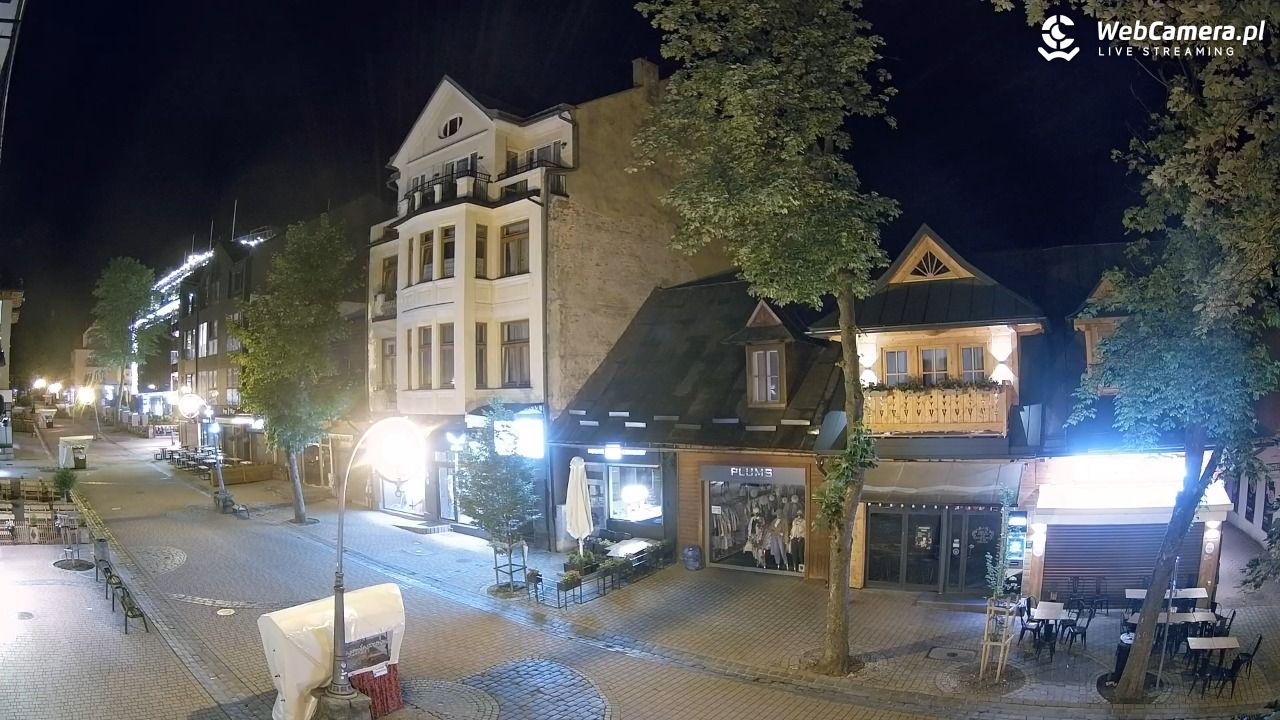 Krupówki  - widok na deptak - 15 czerwiec 2026, 02:27