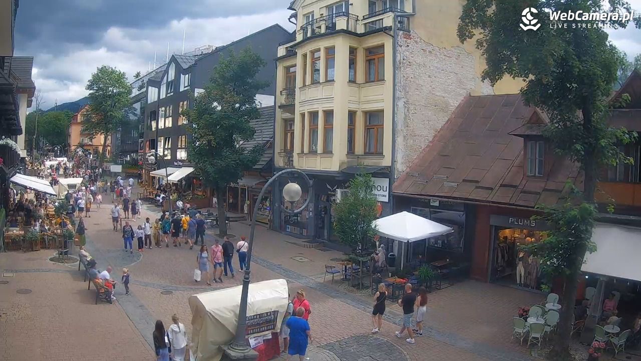 Krupówki  - widok na deptak - 01 sierpień 2025, 14:20